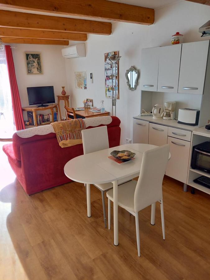Studio Agreable Et Tres Lumineux Salles-dʼAude 外观 照片